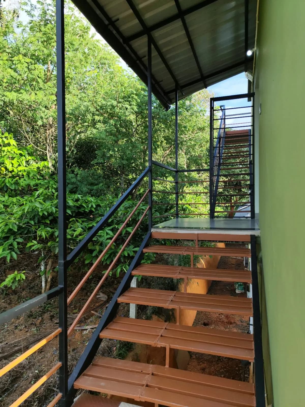 Image 8 of exterior of three bedroom villa