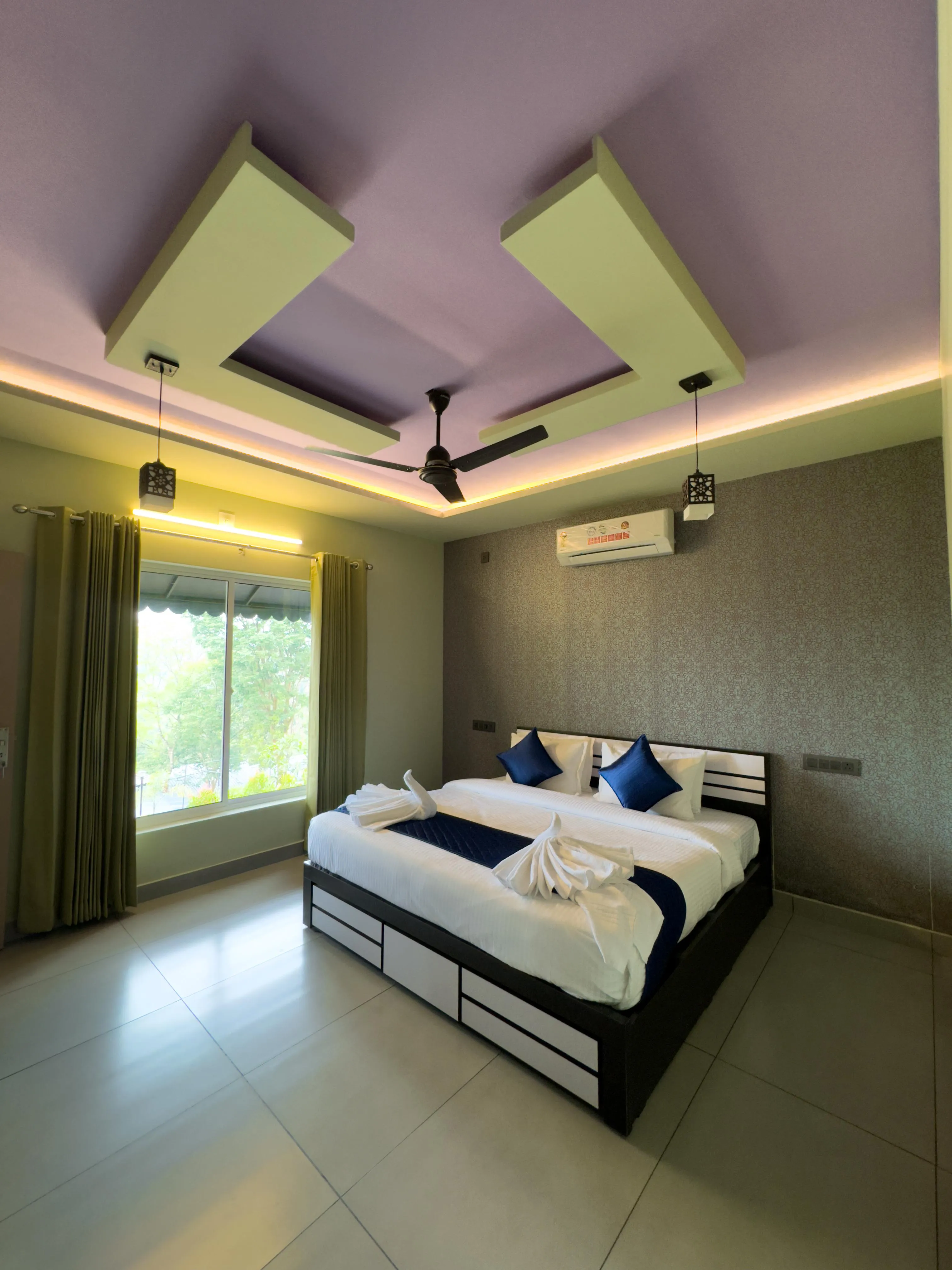 Image 4 of room of three bedroom villa